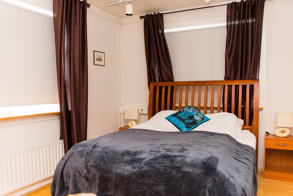 Harbourfront Guesthouse Hafnarfjordur Room photo